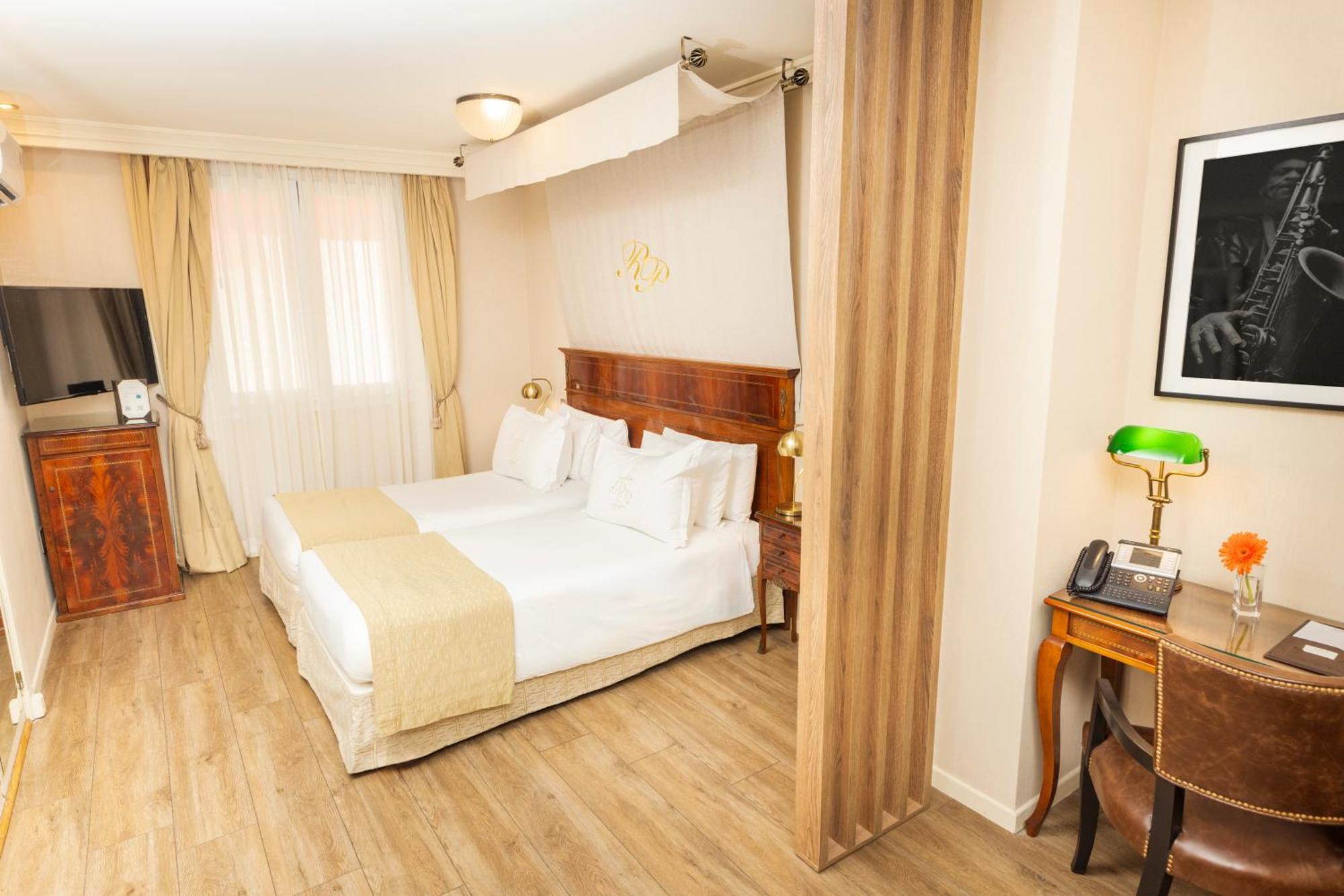 Melia Recoleta Plaza Hotel Buenos Aires Kültér fotó A room at the hotel